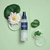 VOLUME  VOLUMIZING STYLING SPRAY